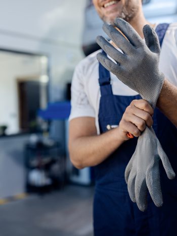 Eksperci nadzoru bhp Leszno kontrolują warunki pracy, dbając o zdrowie i bezpieczeństwo pracowników w przedsiębiorstwach.