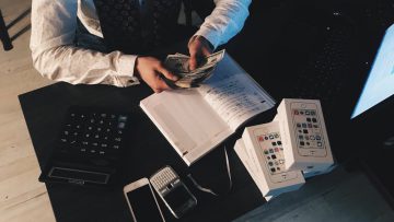 Doradztwo inwestycyjne dla firm – jak podejmować lepsze decyzje finansowe?