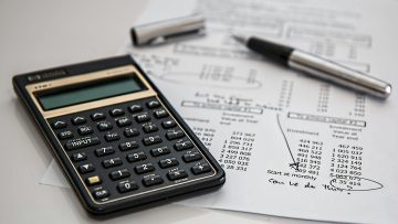 Planowanie podatkowe w praktyce – zespół specjalistów prezentuje rozwiązania dla klientów indywidualnych i firm.